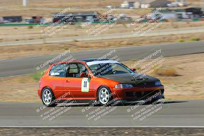 media/Oct-01-2022-Team Topak Racing (Sat) [[f860fb51be]]/2-Inter Low 2/session 1 turn 3/